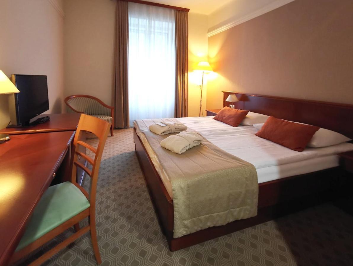 Grand Hotel Rogaska Premium 罗加斯卡斯拉提纳 外观 照片