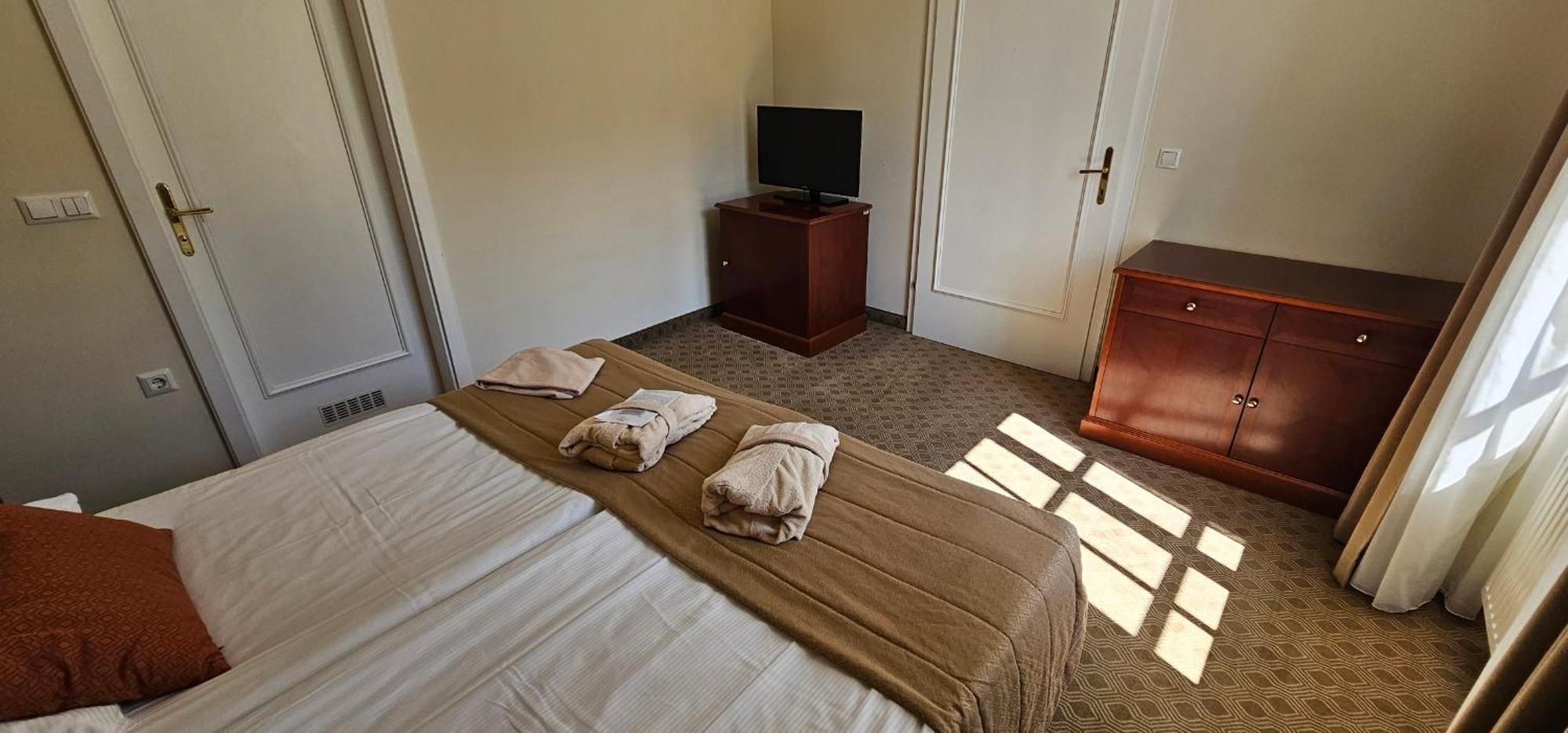Grand Hotel Rogaska Premium 罗加斯卡斯拉提纳 外观 照片